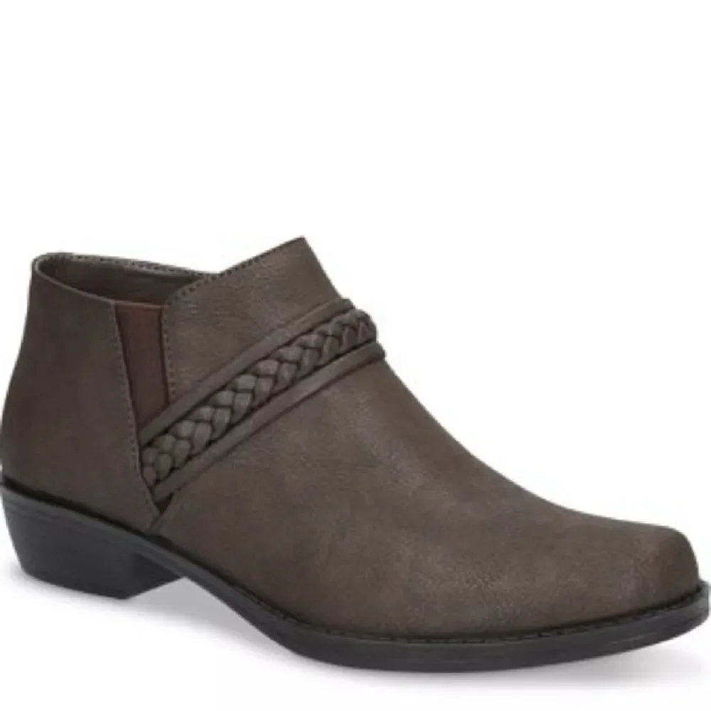 Easy Street Jalia Bootie